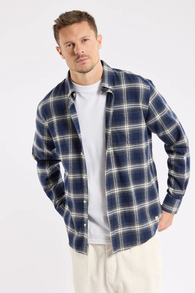 Armor Lux Checkered Flannel Shirt in Marine Deep