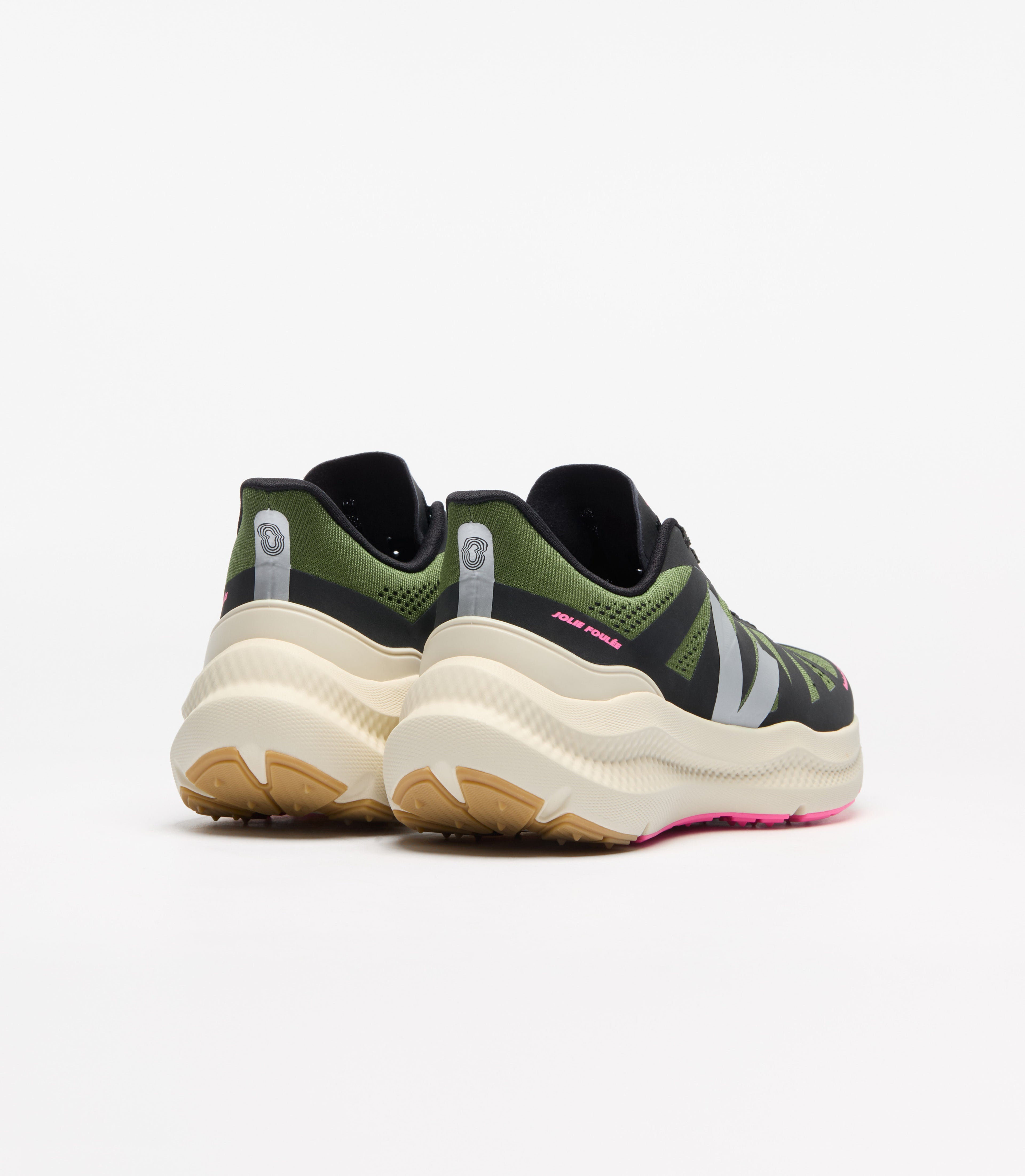 VEJA x Jolie Foulée Condor 3 Advanced Engineered in Militar