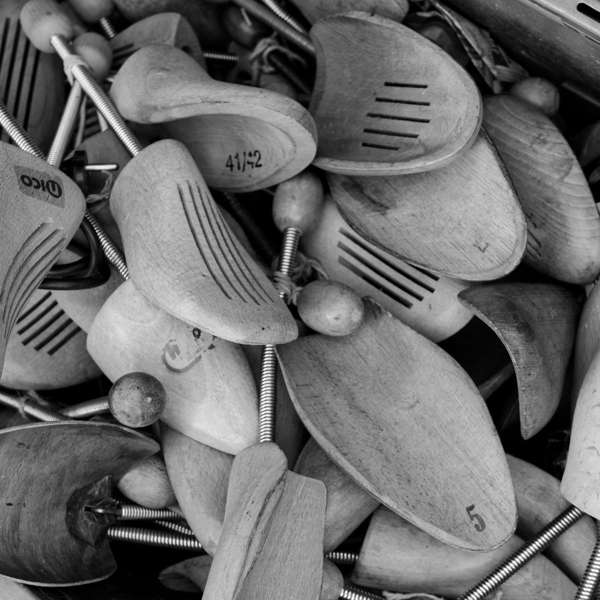 A Grain Of Barley: Why Shoe Sizes Never Agree