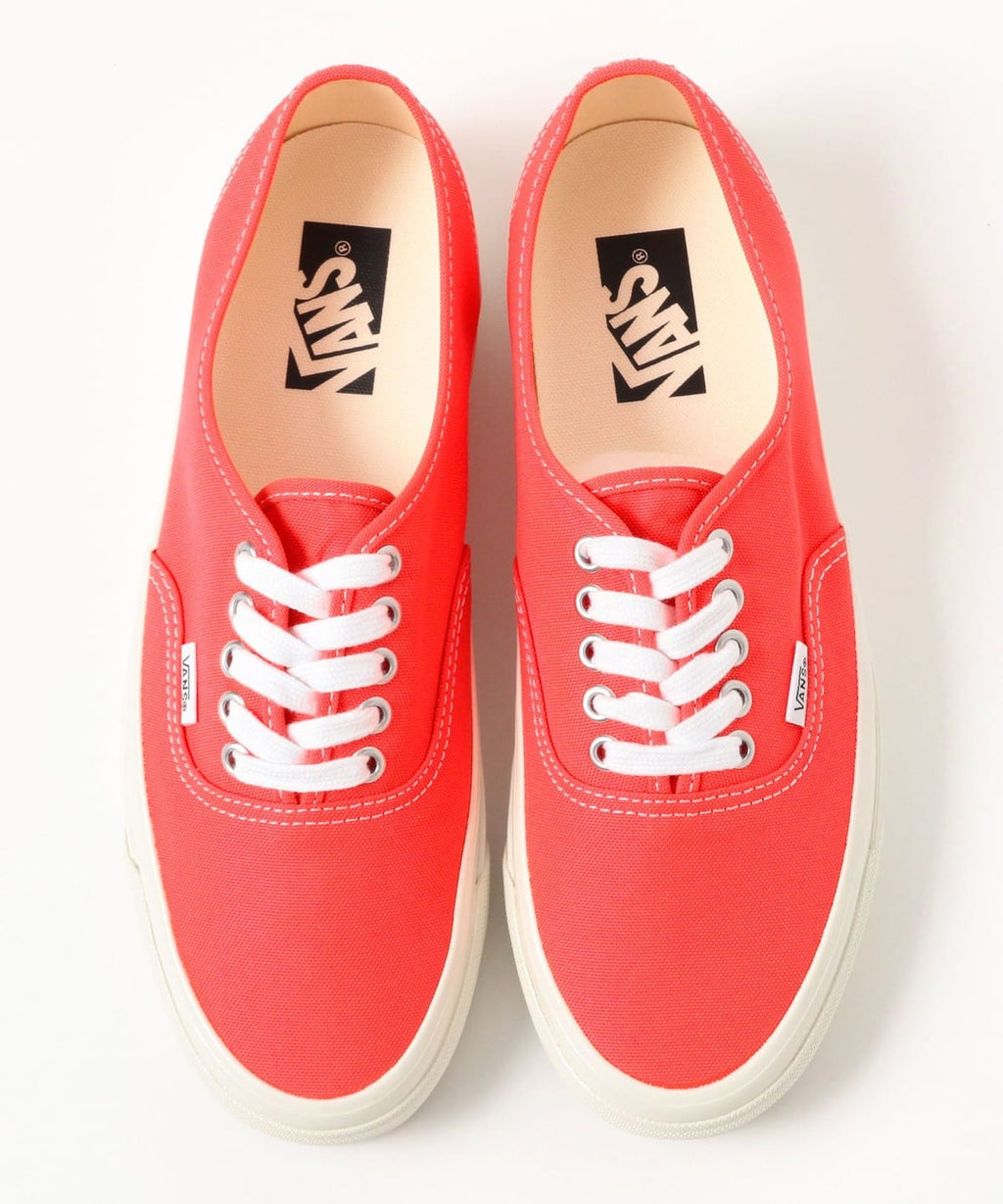 Vans Premium LX Authentic 44 in Diva Pink