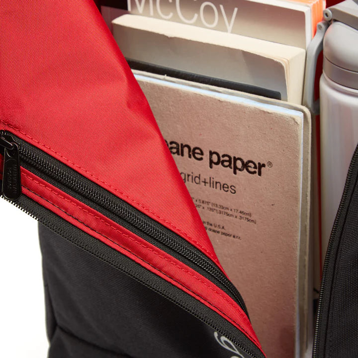 Manhattan Portage Reflective Pace Backpack Black