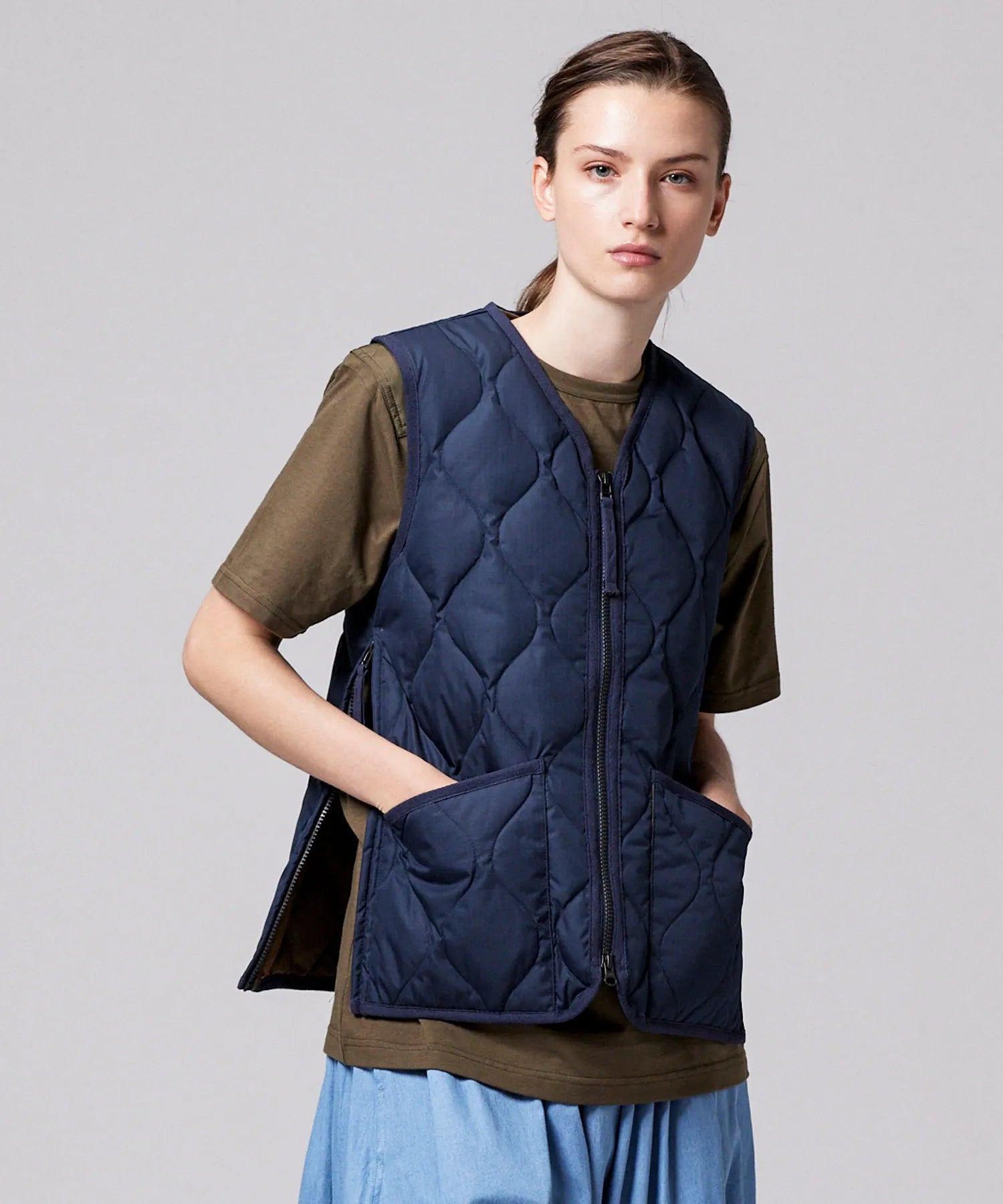 TAION Military Zip V-Neck Down Vest in Dark Navy | The Rake
