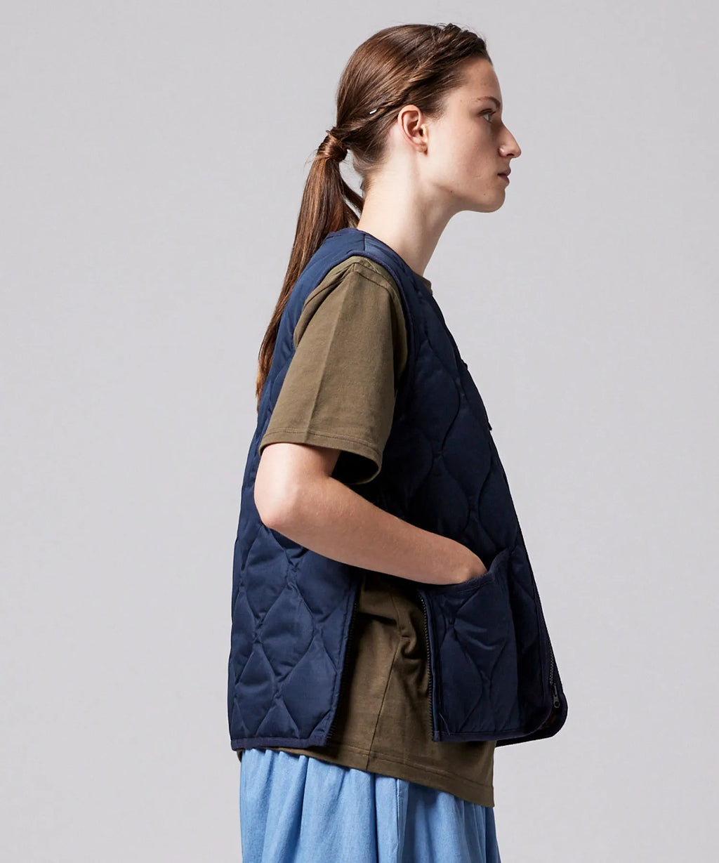 TAION Military Zip V-Neck Down Vest in Dark Navy