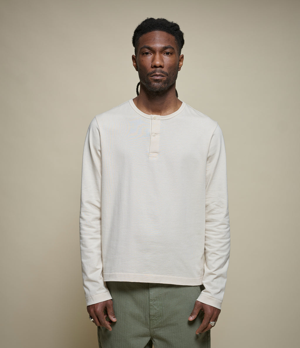 Merz b. Schwanen 2M16LS Cropped Vintage Machine Refined Fit Henley in Nature
