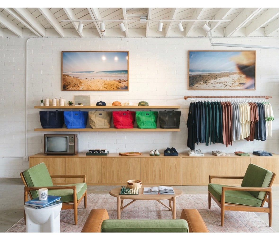 The Remote Tote in Daintree Green