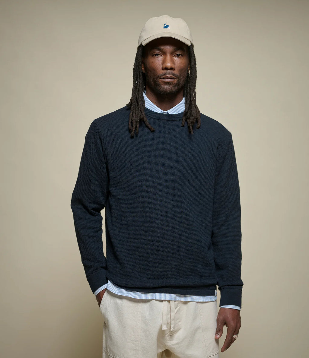Merz b. Schwanen Lightweight Waffle Knit Sweater in Dark Navy