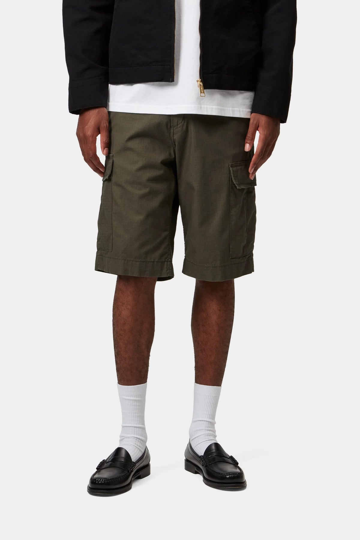 Carhartt WIP Regular Cargo Short in Cypress Rinsed