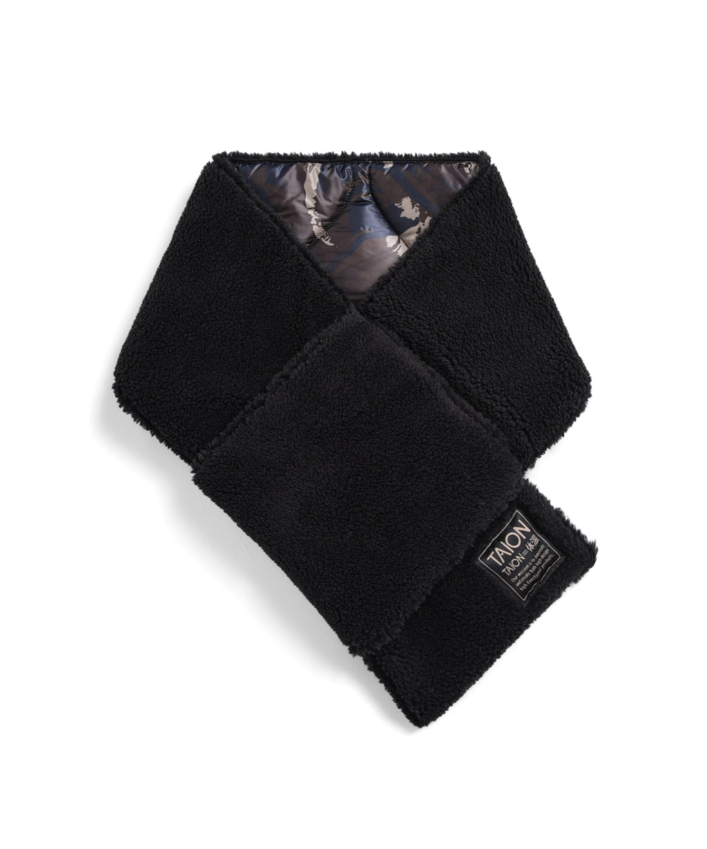 Taion Military Reversible Down Scarf in Paint Camo