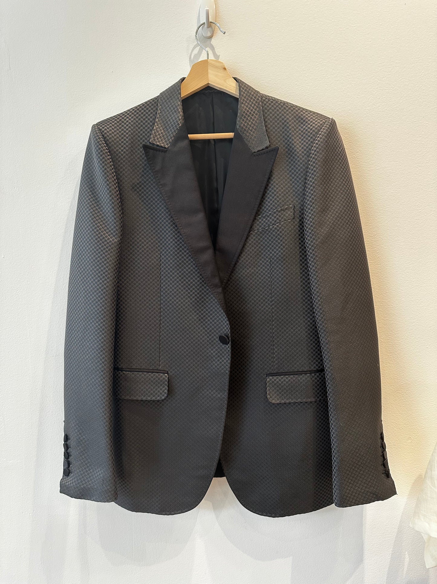 Gucci Houndstooth Dinner Jacket