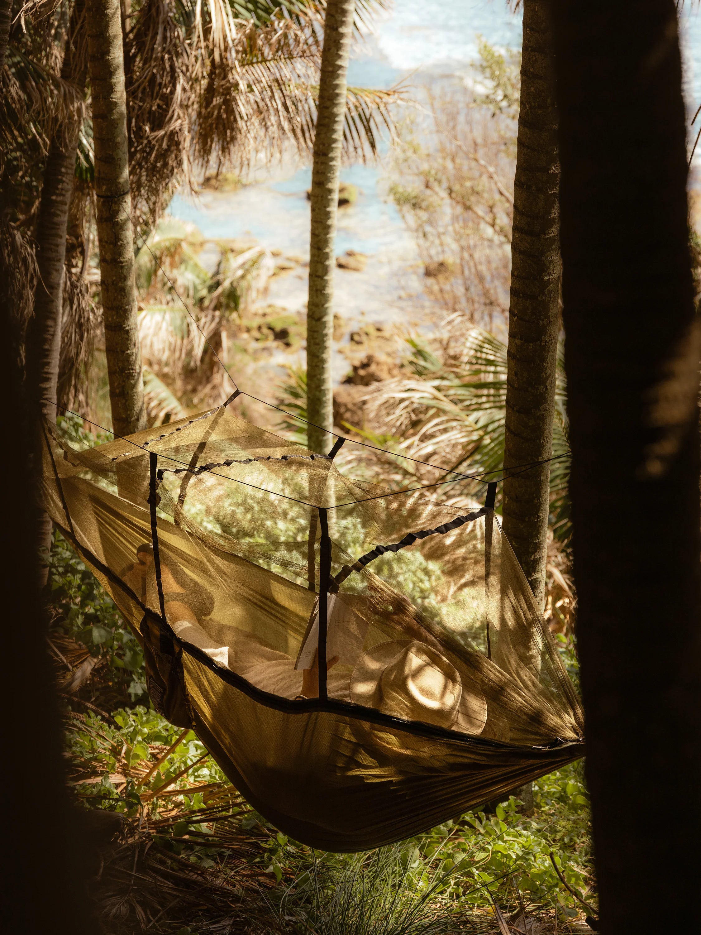 Remote Projects Forest Green Tropics Travel Hammock