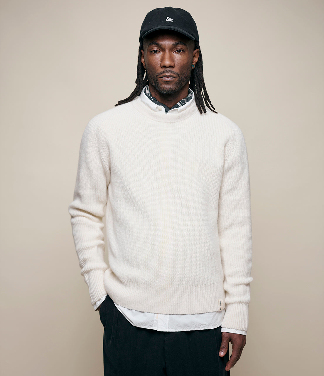 Merz B. Schwanen Men's Ribbed Merino Cashmere Raglan Sweater in Natural