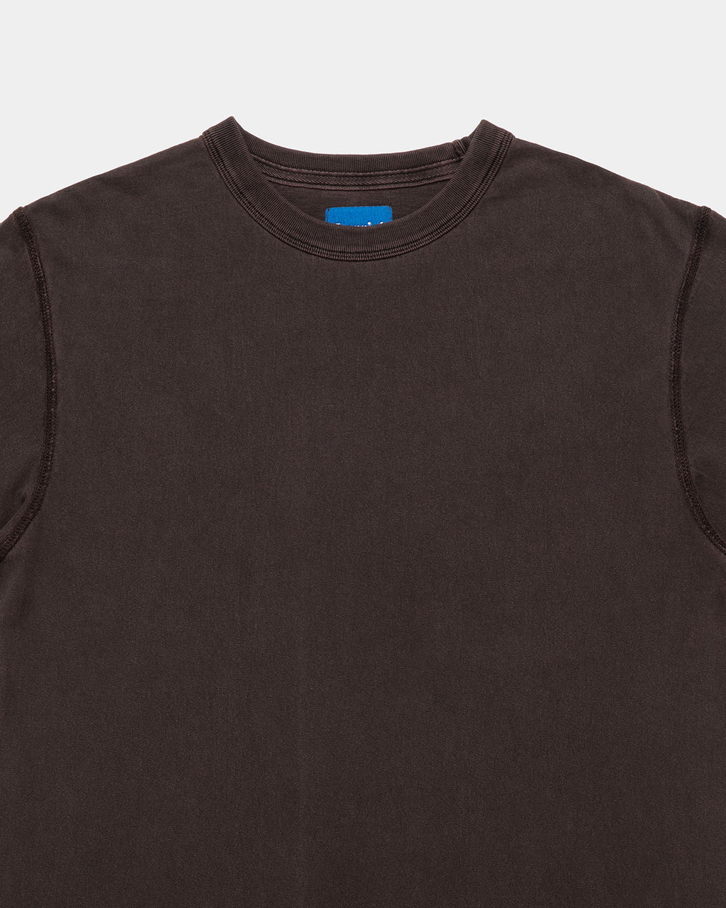 Larriet Blind Tee in Chocolate