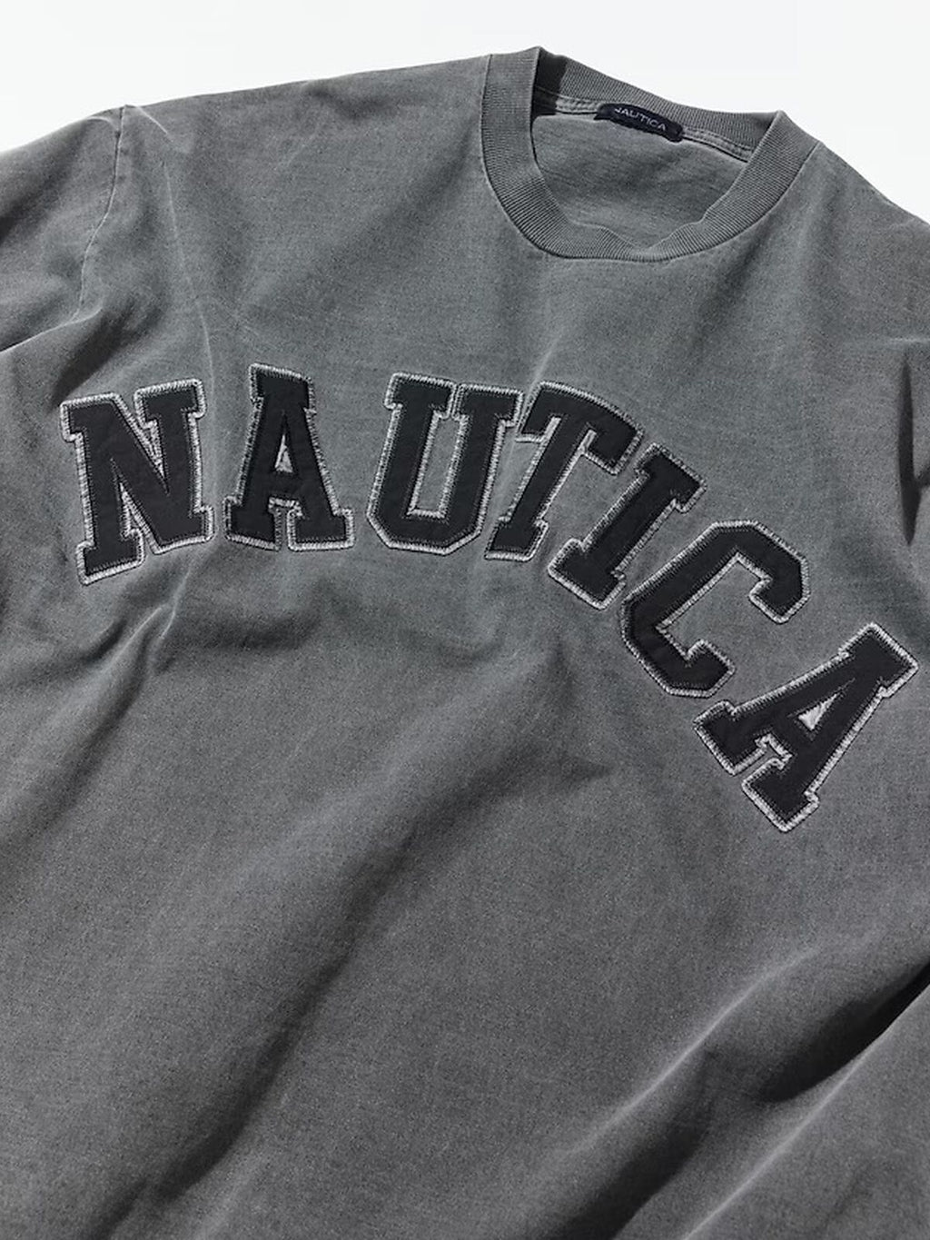 Nautica Japan Arch Logo Pigment Dyed Tee in Charcoal