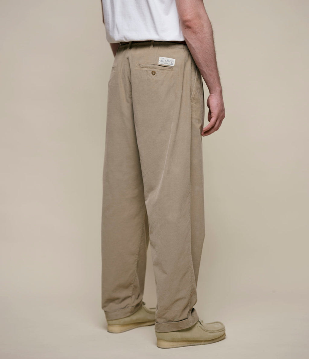Merz B. Schwanen Men's Pleated Lightweight Cotton Corduroy Pants