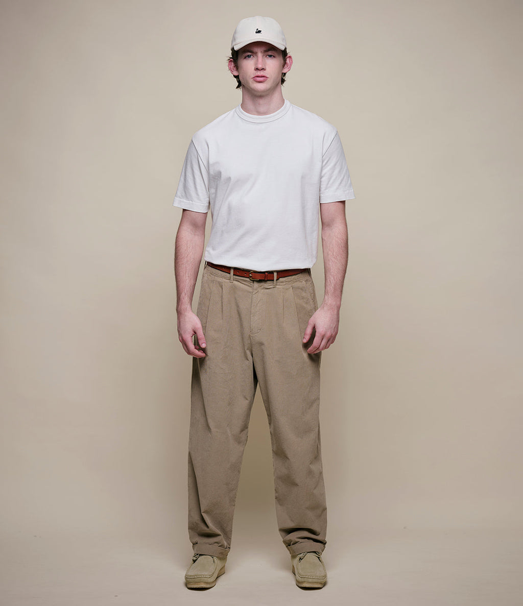 Merz B. Schwanen Men's Pleated Lightweight Cotton Corduroy Pants