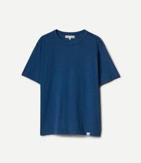 Merz b. Schwanen indigo organic Pima cotton T-shirt with relaxed crew neck and baseball stitching