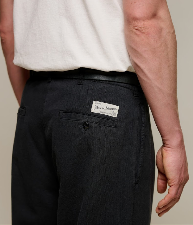 Merz b. Schwanen Pleated Twill Pants in Deep Black