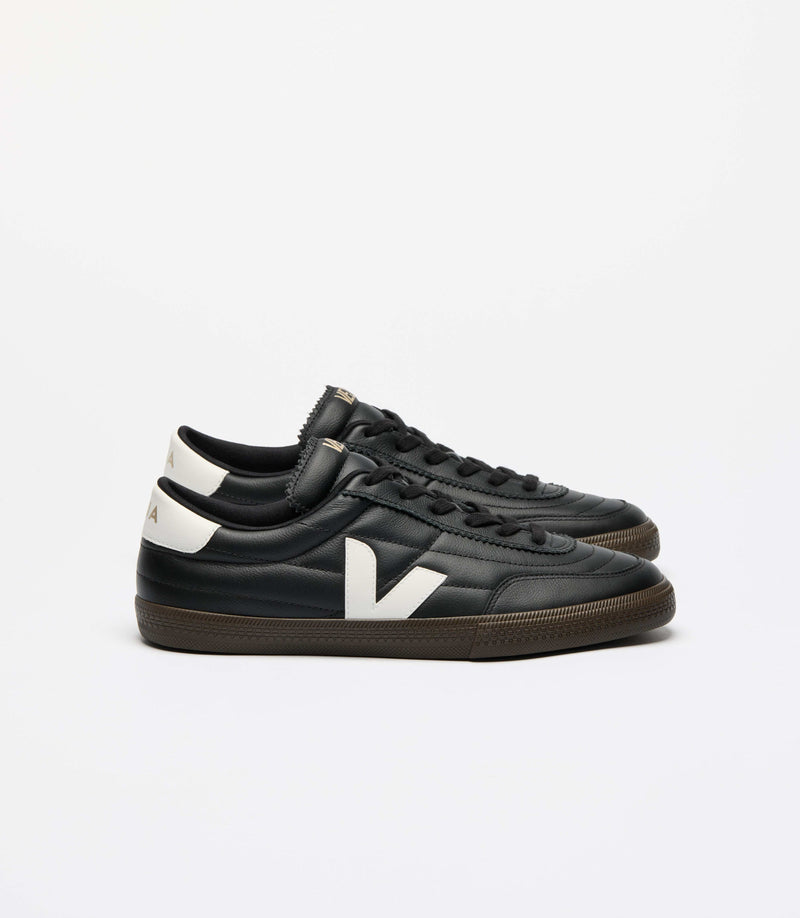 VEJA Panenka Leather in Black White