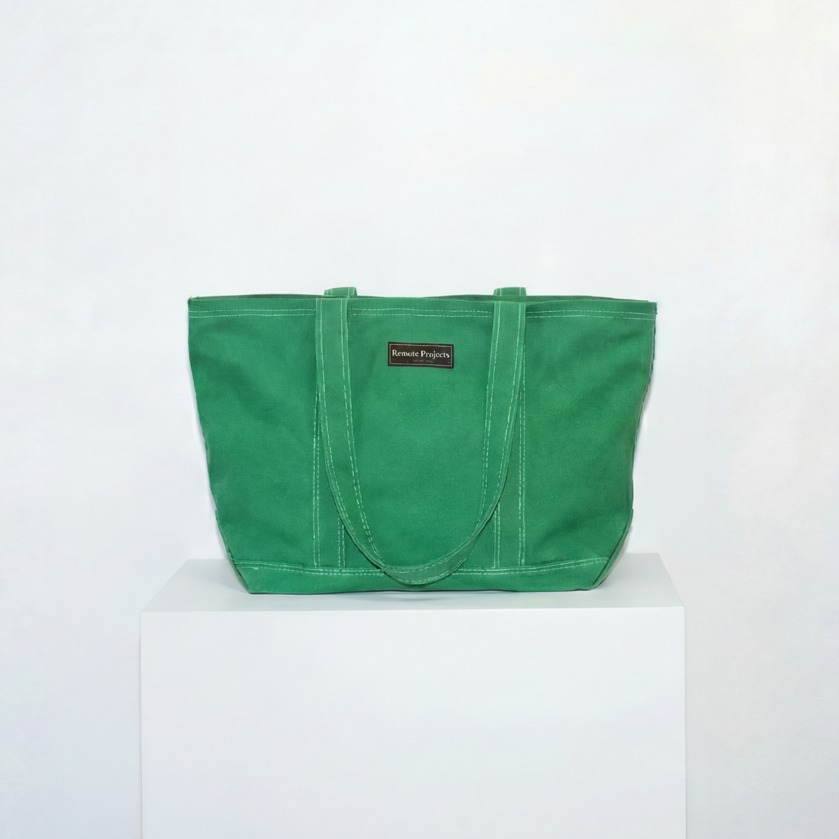 The Remote Tote in Daintree Green