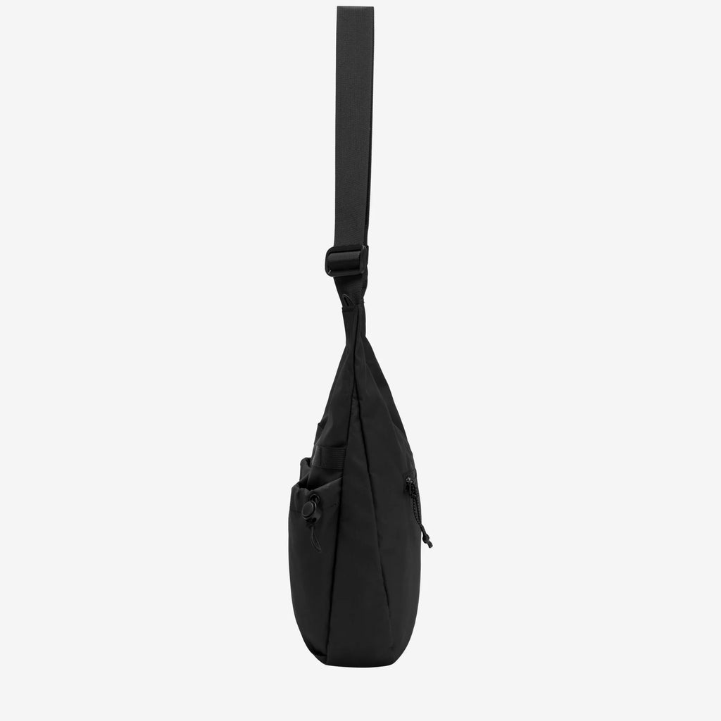 Elliker Bain Sling Bag 6.5L in Black