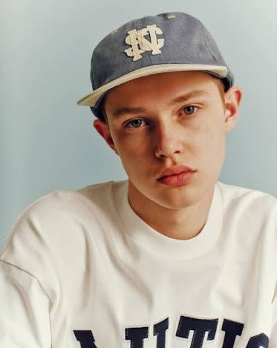 Nautica Japan Sailing Club Faded Logo Cap in Two Tone Navy