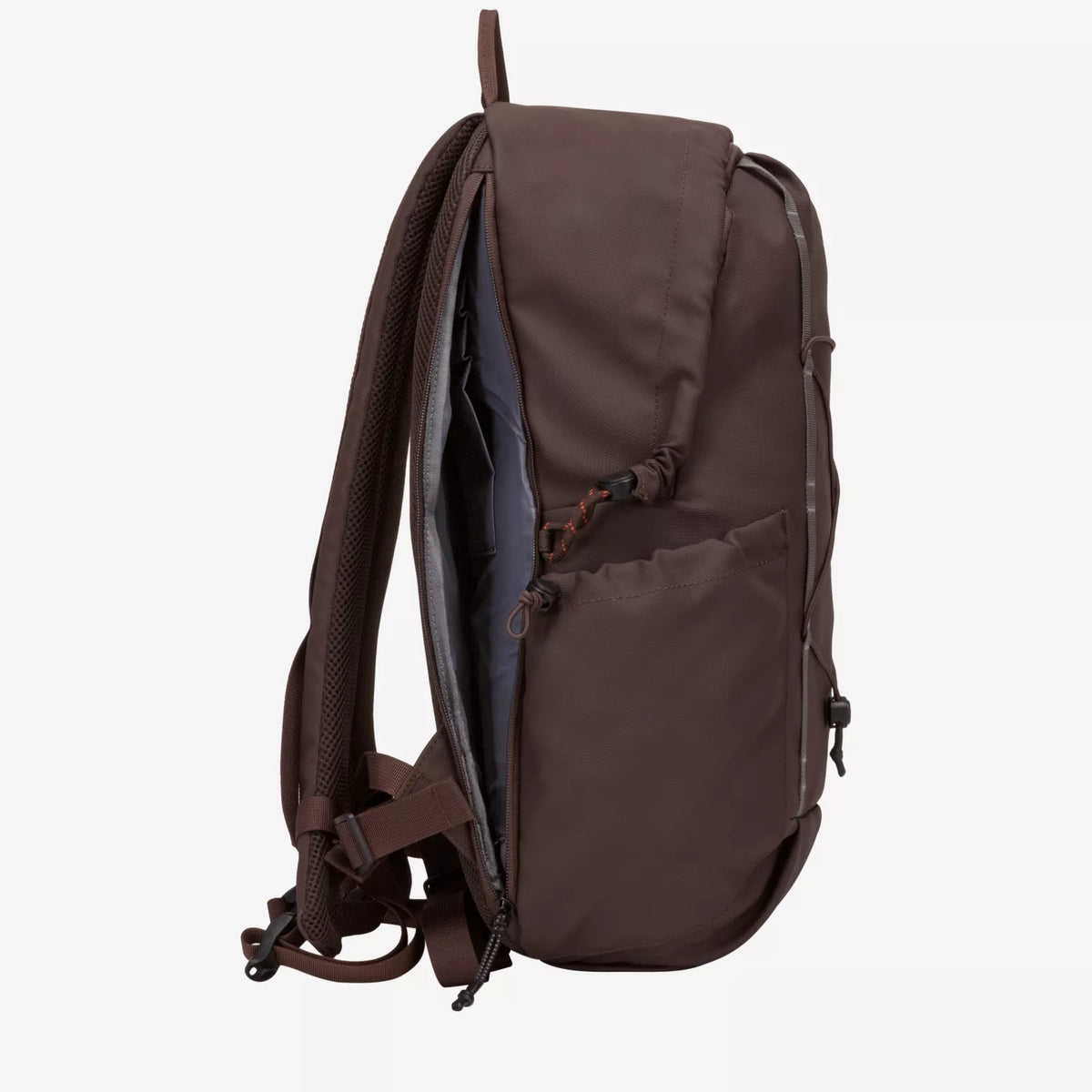 Elliker Kiln Hooded Zip Top Backpack 22L in Dark Brown