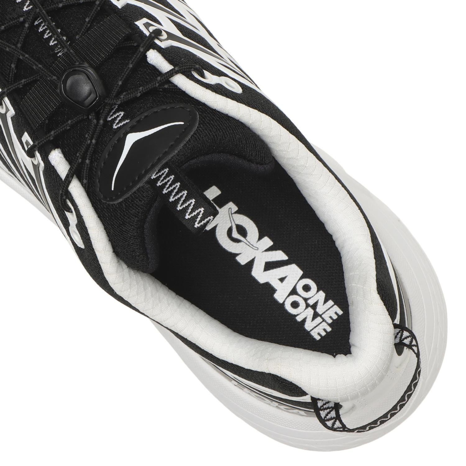 HOKA Mafete Three2 in Frost & Black