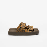 VEJA Etna Suede Sandal in Camel/Wild Country