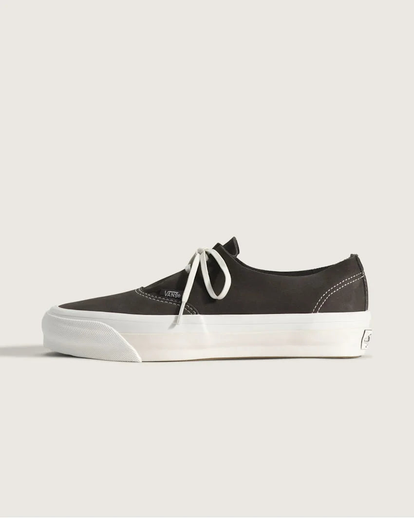 Vans Premium LX Authentic Ease in Faded Black