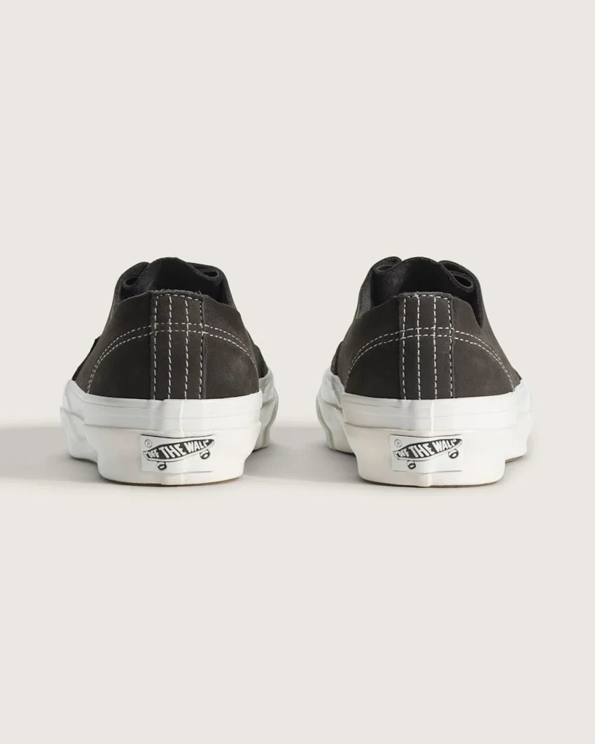 Vans Premium LX Authentic Ease in Faded Black